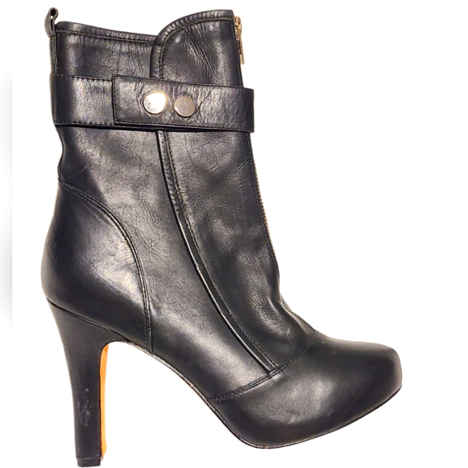 Elusive Zoe Kratzmann Boots Nwot 7.5
